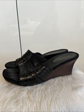 BareTraps Black Leather Slide Wedge Sandals, Size 8.5